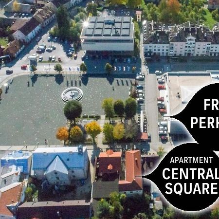 Studio Central Square กอสปิช ภายนอก รูปภาพ