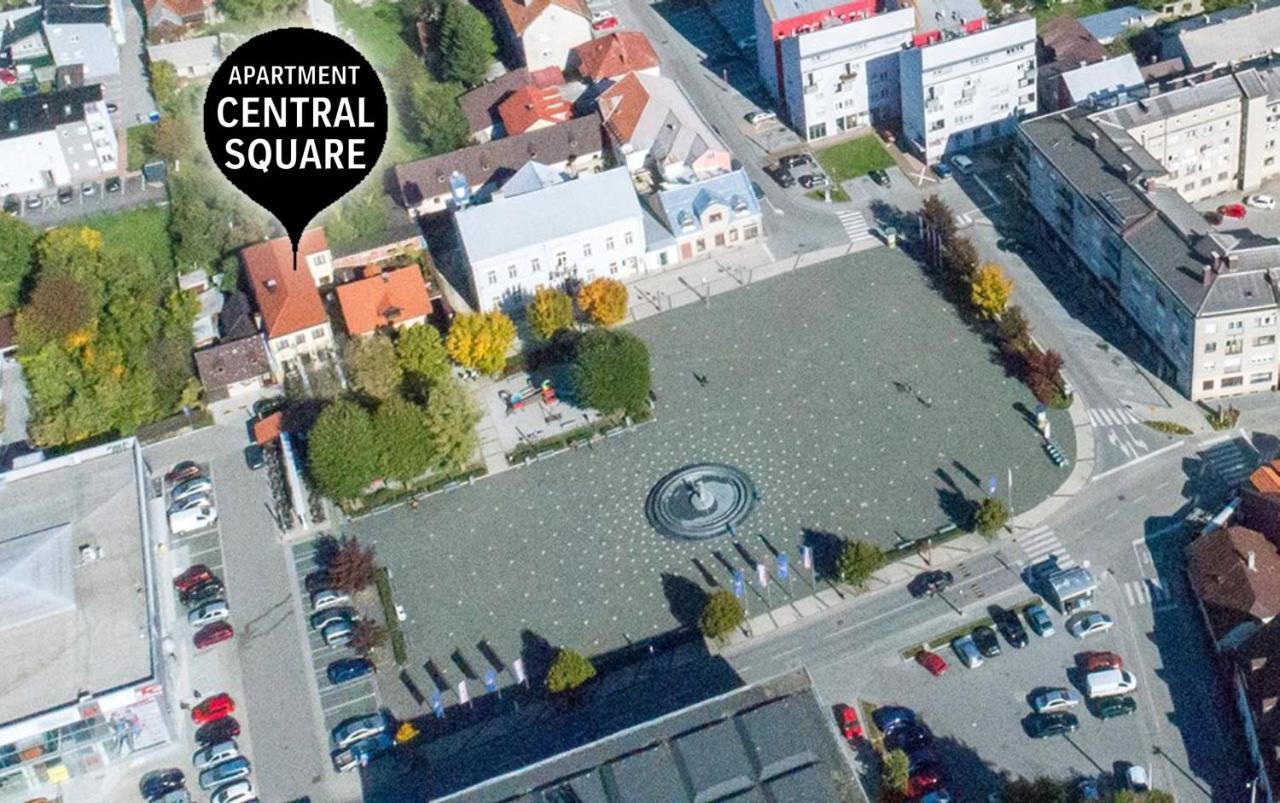 Studio Central Square กอสปิช ภายนอก รูปภาพ